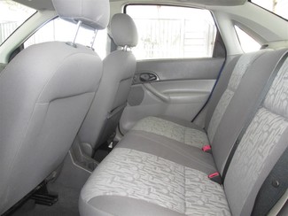 2005 Ford Focus SE Gardena, California 10