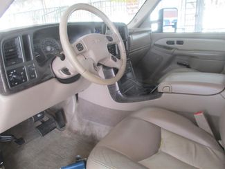 2005 GMC Yukon XL Denali Gardena, California 4