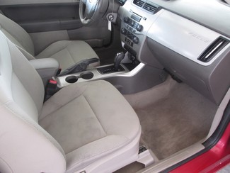 2009 Ford Focus SES Gardena, California 8