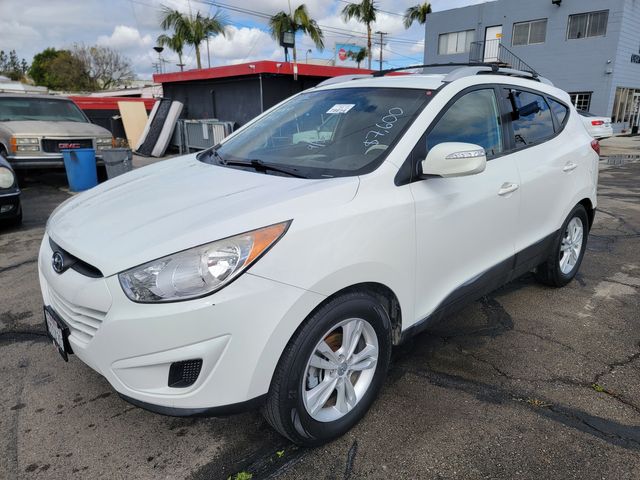 2012 Hyundai Tucson GLS PZEV in Bellflower, California 90706